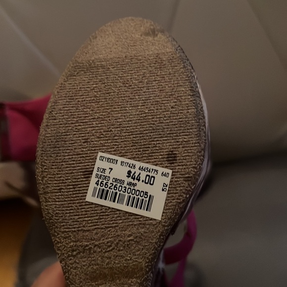 Pink/Multicolored Wedge - Picture 5 of 6